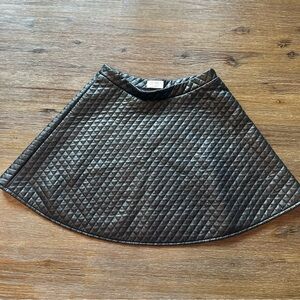 3/20$ Girls Quilted Black Skirt size M (7/8)